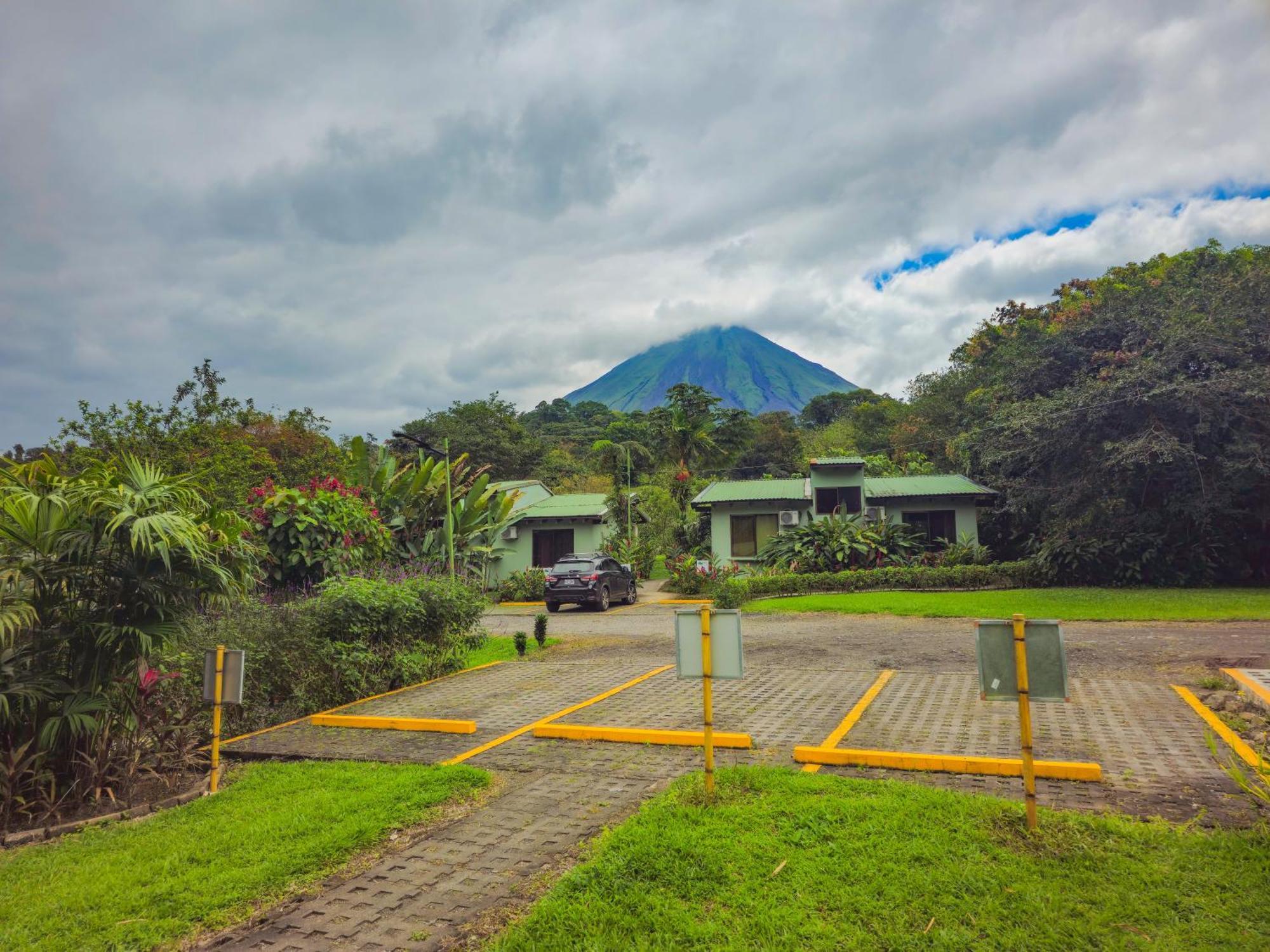 Confort Arenal La Fortuna Exterior foto